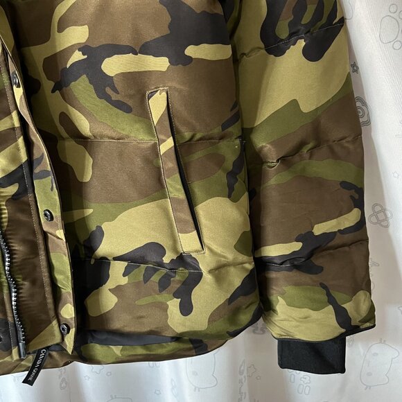 Canada Goose Expedition Series Camouflage Down Jacket - Picture 7 of 14